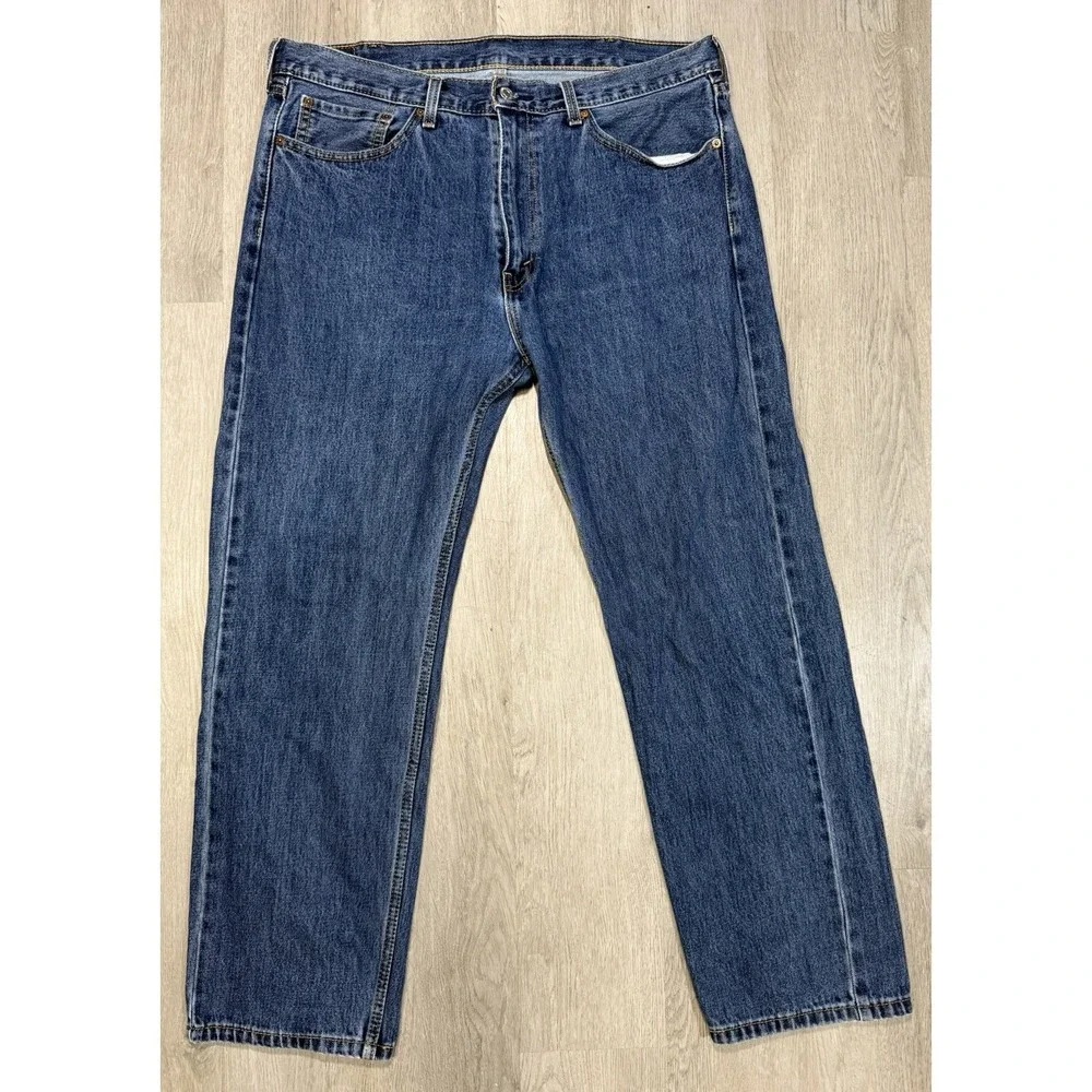 Levis 505 Regular Fit Jeans Mens Size 38x30 Straight Leg Blue Medium Wash Casual